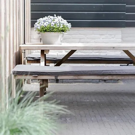 펜션 Vakantiewoning 't Juttershuis 에크몬드안지